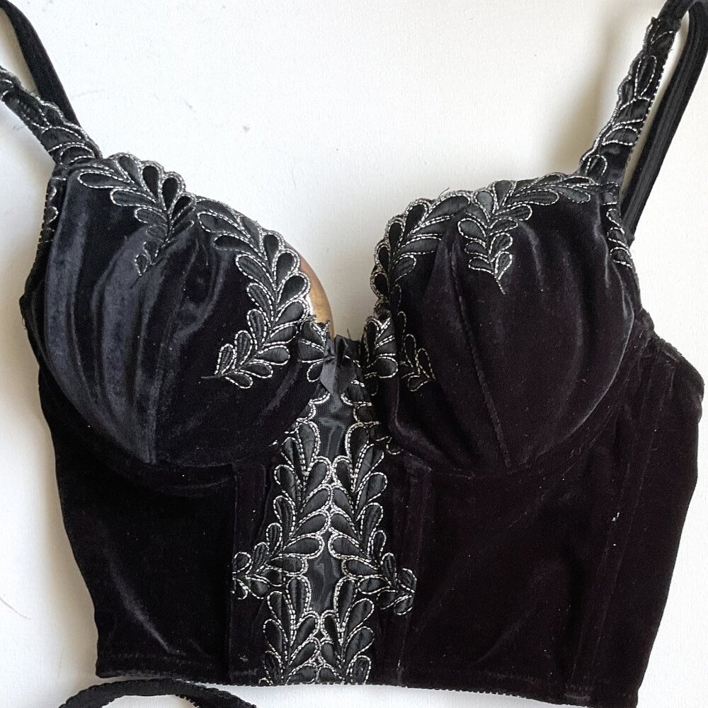 Victoria's Secret Black Velvet /silver Lace Lingerie Bustier Corset panty set